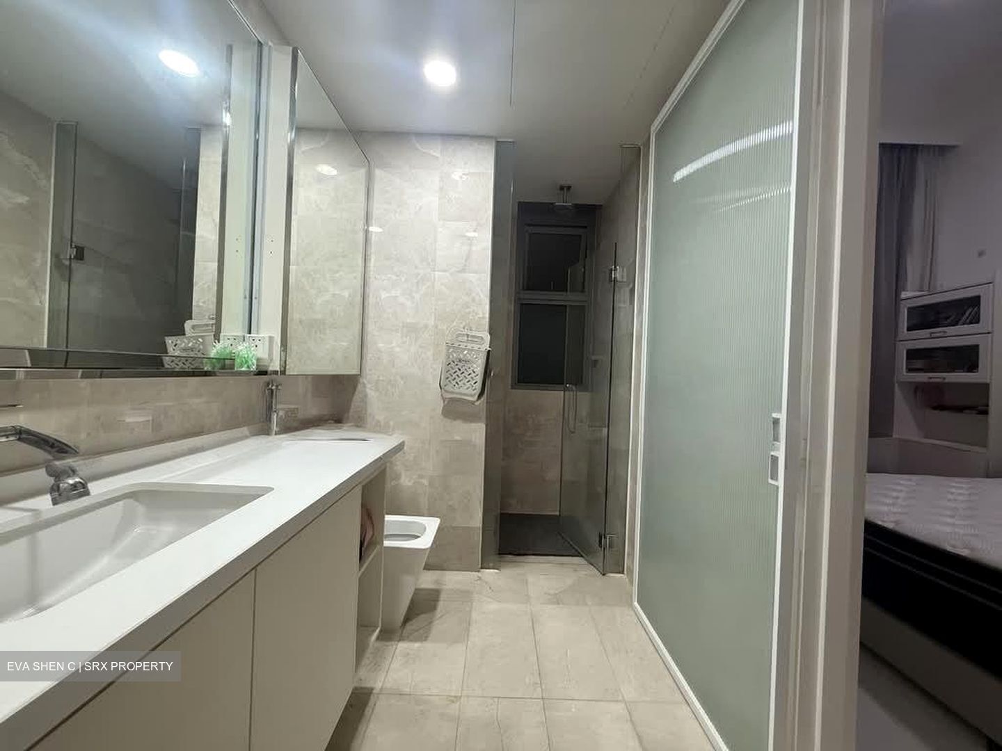 Kingsford . Hillview Peak (D23), Condominium #552591541